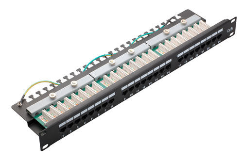 Đường sắt xích xích trong nước / 24 cổng Rj45 Đường viền kéo mượt mà và linh hoạt YH4007